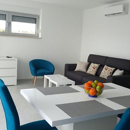 Apartment Janja Medolino Esterno foto